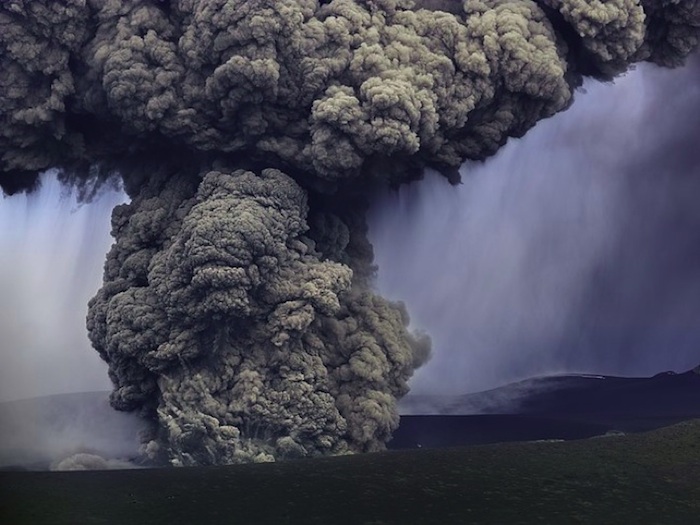 éruption volcan Eyjafjallajökull wikilinks.fr