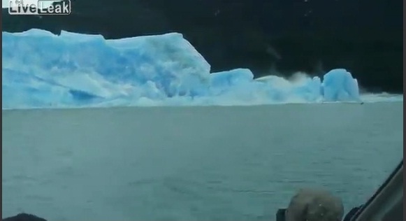 iceberg se retourne