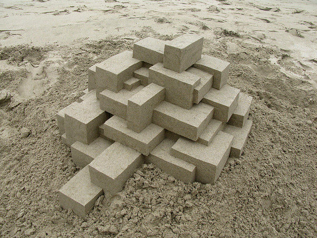 châteaux de sable géométriques