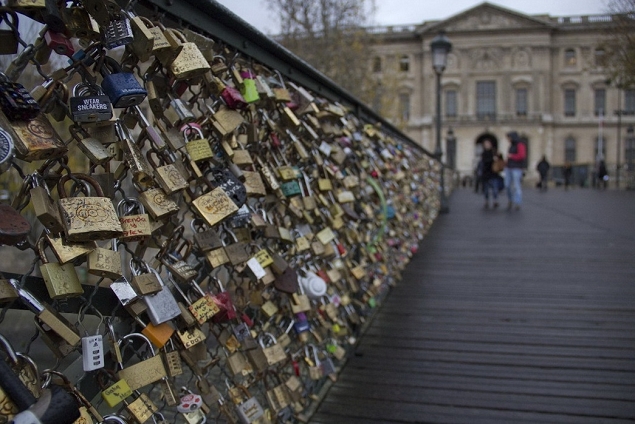 cadenas pont des arts paris romantique union