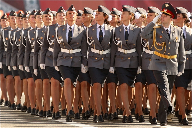 Des élèves officiers de la police Russe