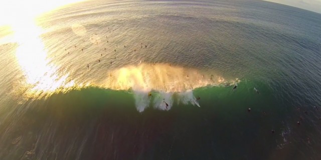 surf-drone-vague