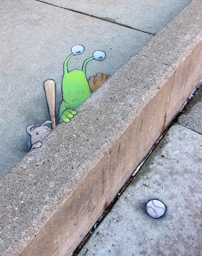 creature-crayon-street-art-1