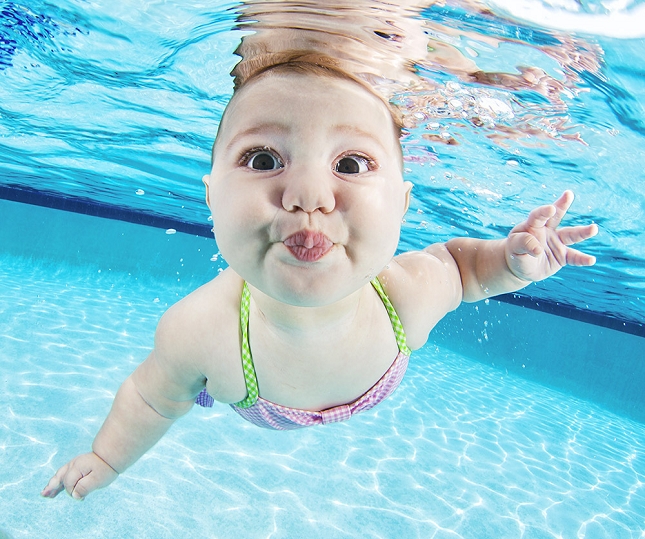 cours-natation-BEBE-piscine-enfant-danger-1