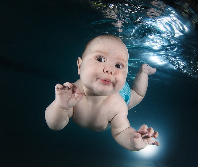 cours-natation-BEBE-piscine-enfant-danger-12