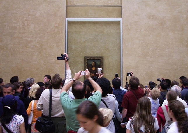 Mona Lisa au Musée du Louvre à Paris-realit